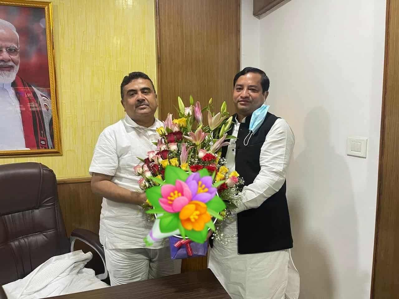 শুভেন্দু অধিকারীকে জাহাঙ্গীরের অভিনন্দন