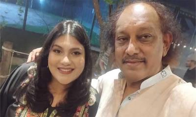 কারিনা কায়সার মারা গেছেন