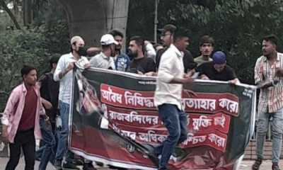 ঢাবিতে ভোরে ছাত্রলীগের ঝটিকা মিছিল, মাইক্রোবাসসহ আটক ২
