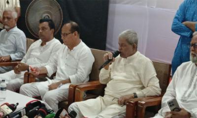 সামাজিক যোগাযোগ মাধ্যম নিয়ে ফখরুলের উদ্বেগ