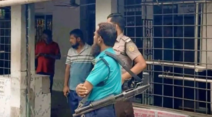 ঘরে ঢুকে মা-মেয়েকে কুপিয়ে হত্যা
