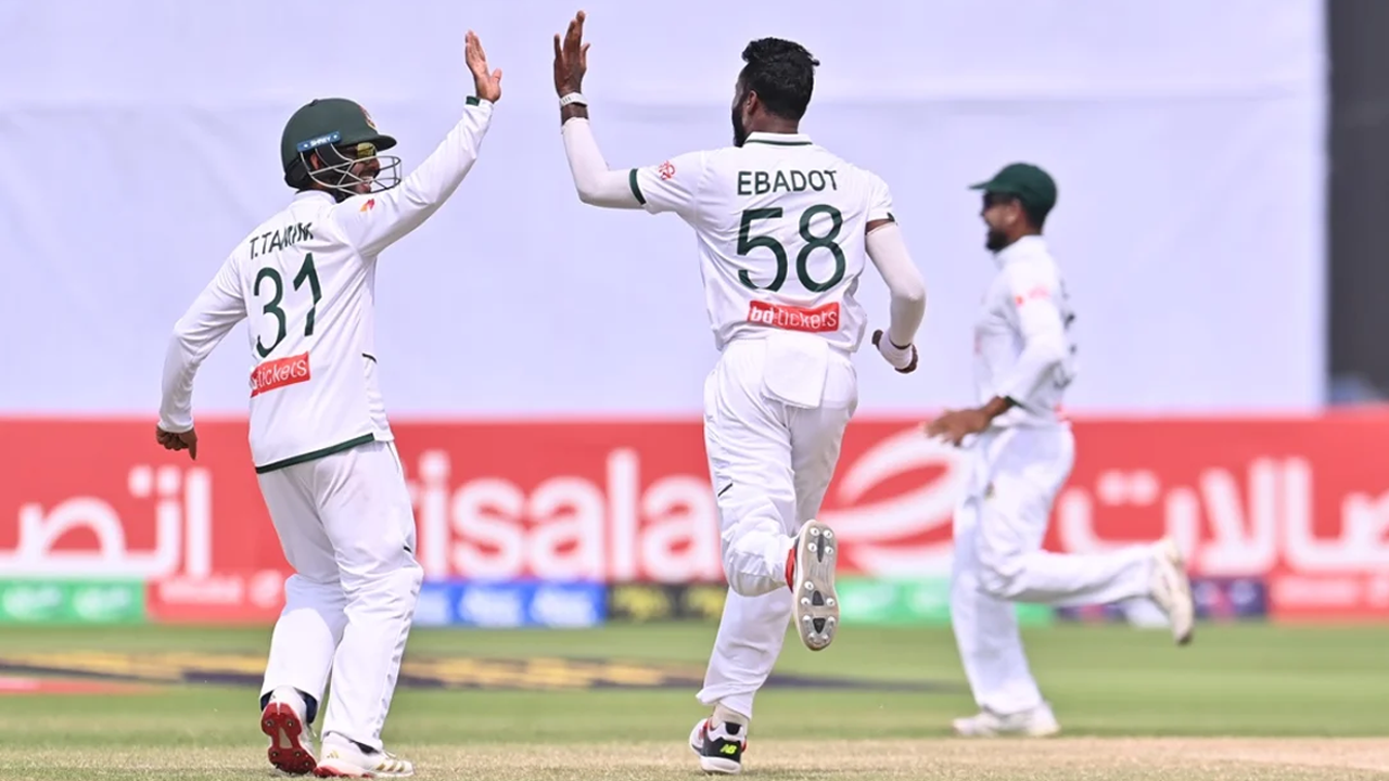 বিশ্বরেকর্ড গড়লেও, বাংলাদেশকে জয়বঞ্চিত করল আফগানিস্তান