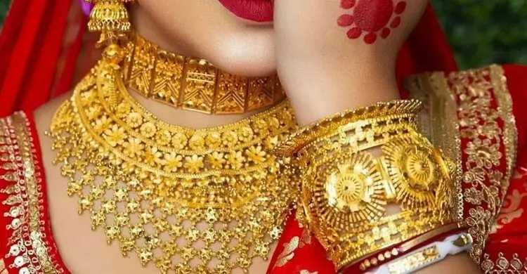 ঈদকে সামনে রেখে আবারও বাড়ল সোনার দাম