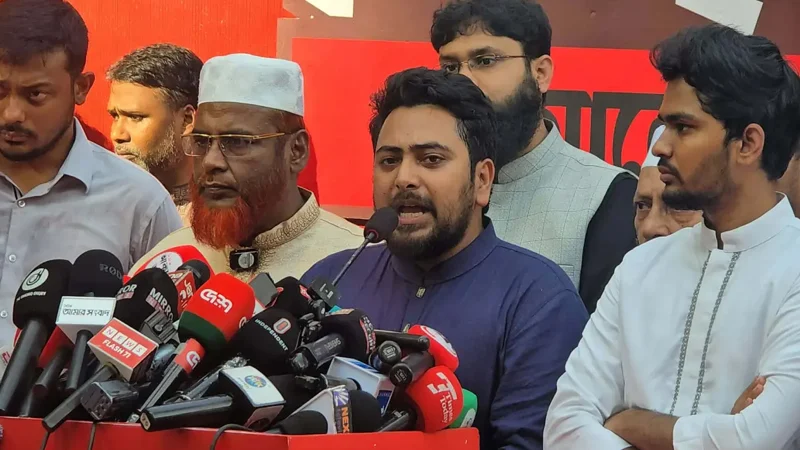 স্বৈরাচার হওয়ার প্রবণতা সরকারের সংস্কার লাগবে: নাহিদ ইসলাম